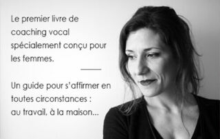 portrait Christine Moussot par Odile Jacob lors de la sortie du livre "Femmes faites-vous entendre. S'affirmer par le travail de la voix". 1ère méthode de coaching vocal pour aider les femmes à s'affirmer et à prendre leur place